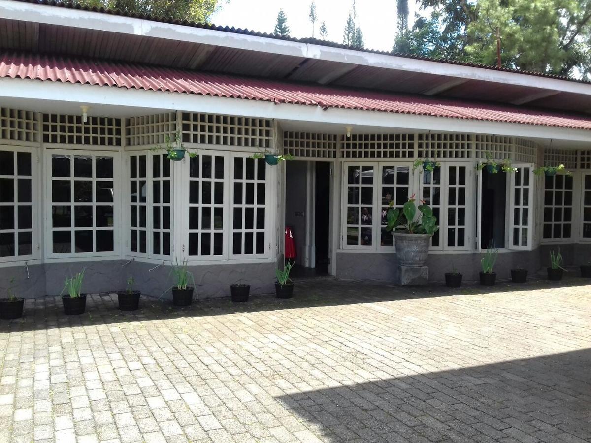 Alamanda Lokon Resort Tomohon Exterior foto